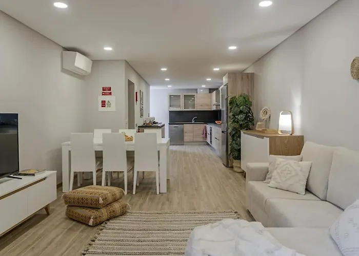 Casa Raposinhas Ii * Фуншал