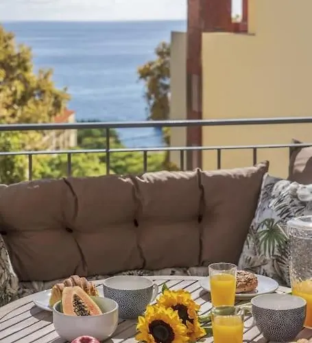 Casa Raposinhas Ii * Фуншал